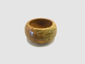 Oak closed form bowl