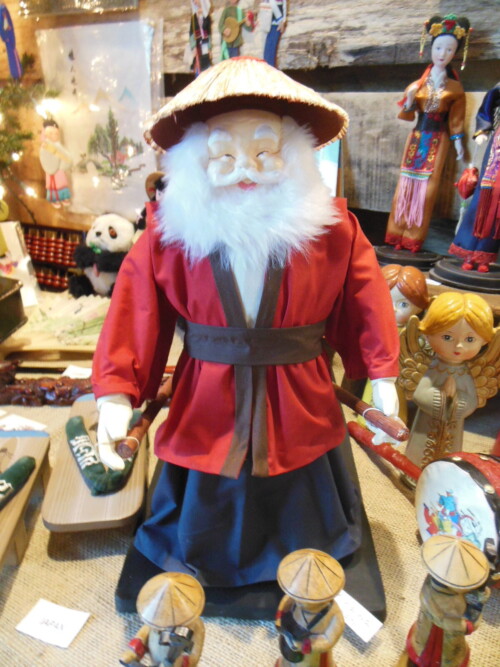 Asian Santa